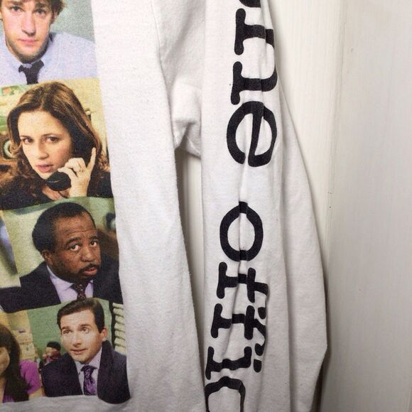 The Office TV Show Longsleeve Small White T-Shirt With Cast Faces - Picture 9 of 16